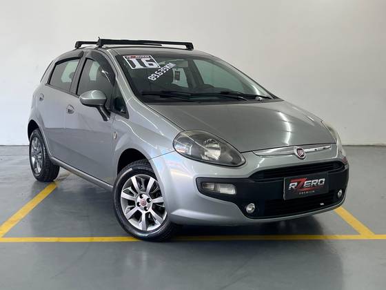 FIAT PUNTO 1.4 ATTRACTIVE 8V FLEX 4P MANUAL FIAT PUNTO 1.4 ATTRACTIVE 8V FLEX 4P MANUAL